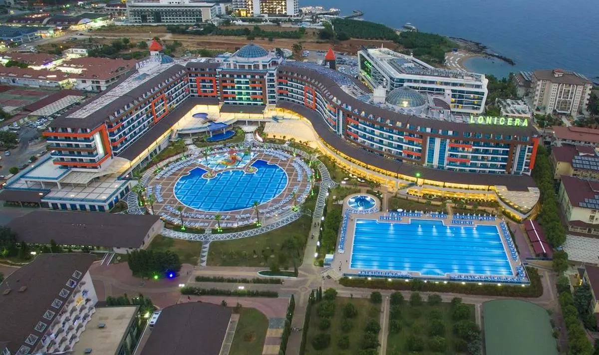 LONICERA HOTEL.jpg